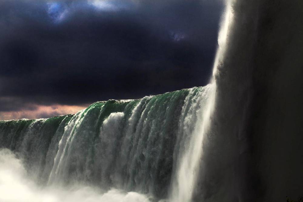Величие Ниагарского водопада