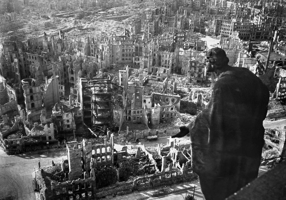 Руины Дрездена, Германия, 1945 год