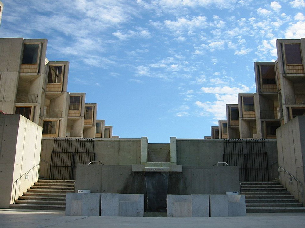 Внеземная архитектура Института Солка, Калифорния