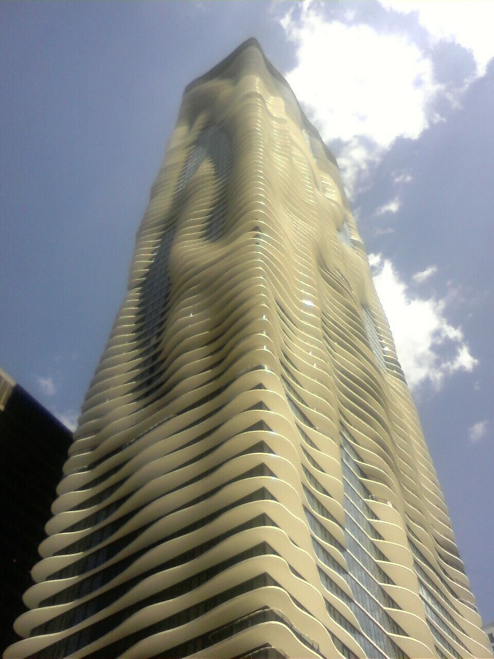 Небоскреб Аква, Чикаго, США