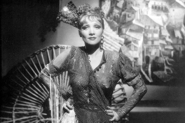   (. Marlene Dietrich)