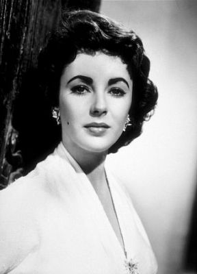    (. Elizabeth Rosemond Taylor)