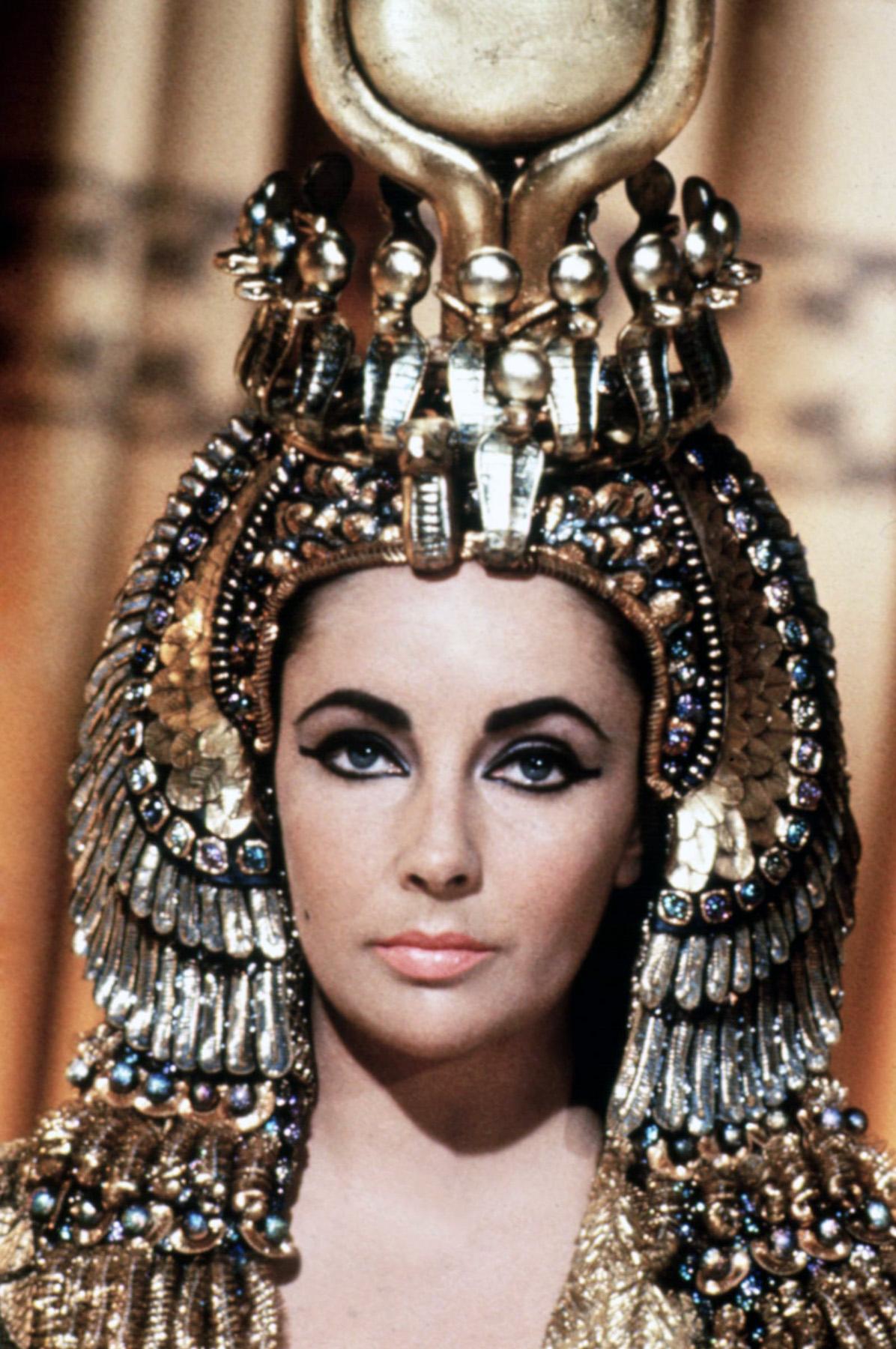    (. Elizabeth Rosemond Taylor)