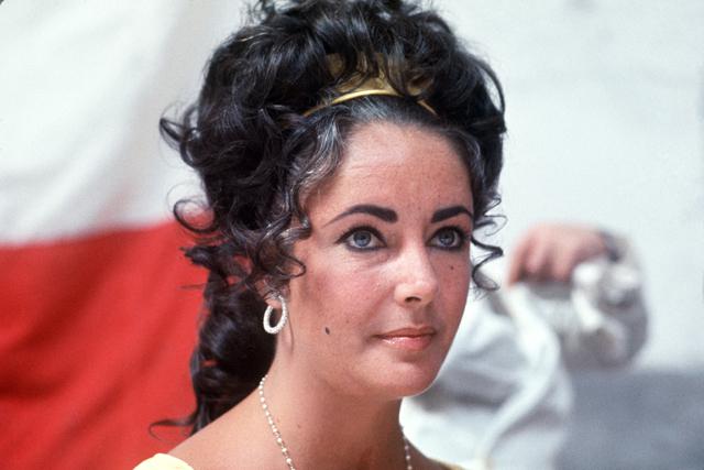    (. Elizabeth Rosemond Taylor)